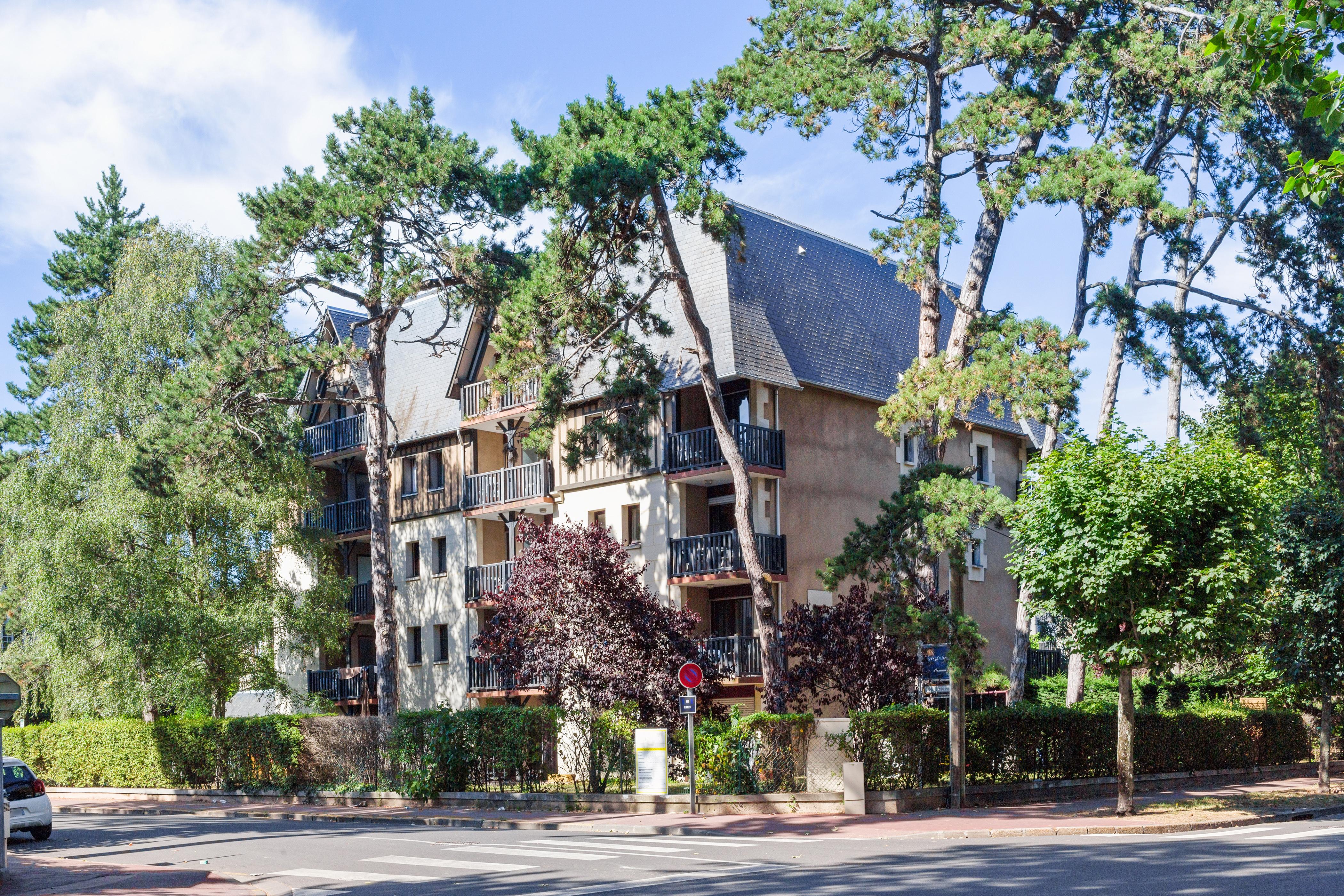 Residence Pierre & Vacances Les Embruns Deauville Exterior photo